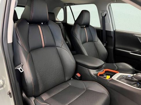 Used 2020 Toyota RAV4 Adventure w/ Convenience Package image 15