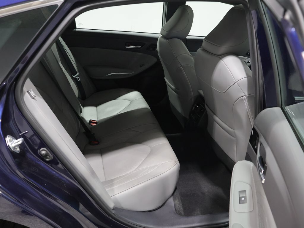 Used 2021 Toyota Avalon Limited w/ Advanced Safety Package AWD/4WD image 20