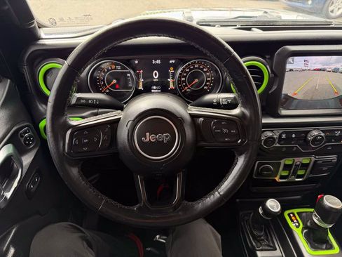 Used 2022 Jeep Gladiator Sport AWD/4WD image 8