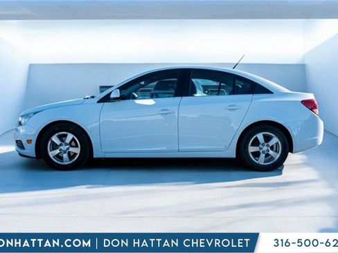 Used 2014 Chevrolet Cruze LT image 2