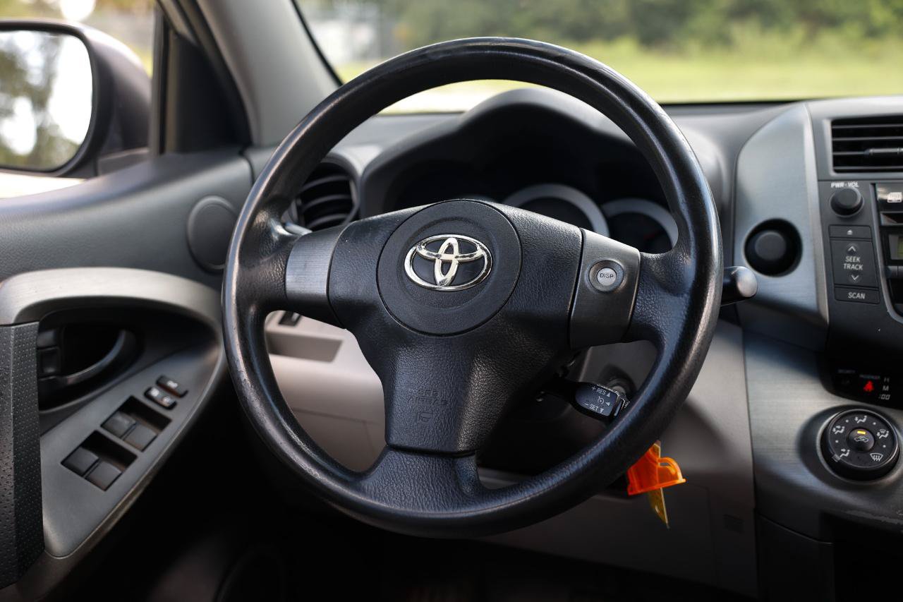 Used 2011 Toyota RAV4 2WD w/ Base L4 Extra Value Pkg image 26