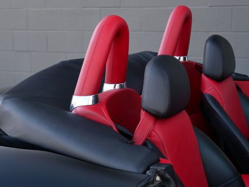 Used 2001 BMW Z8 RWD image 77