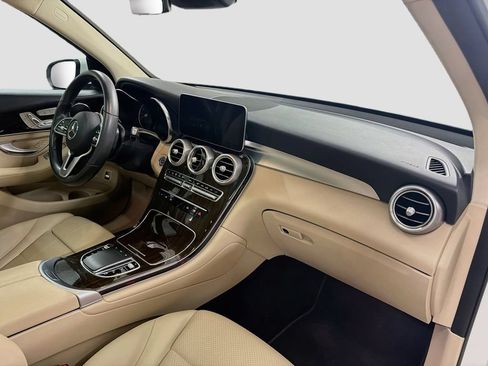 Certified 2022 Mercedes-Benz GLC 300 image 28