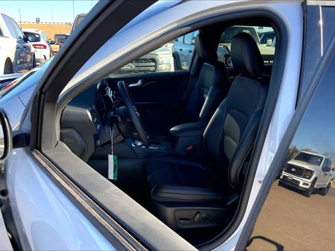 New 2026 Ford Escape ST-Line Select image 9