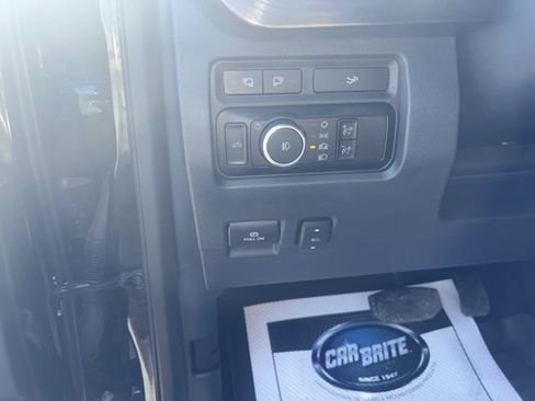 Used 2024 Ford F250 Lariat w/ Lariat Ultimate Package image 18