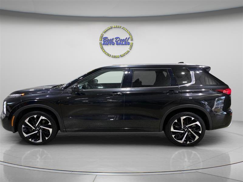 Used 2022 Mitsubishi Outlander SEL AWD/4WD image 3