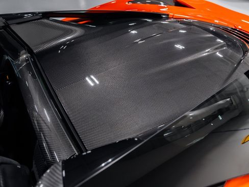 Used 2019 McLaren 720S Performance RWD image 26