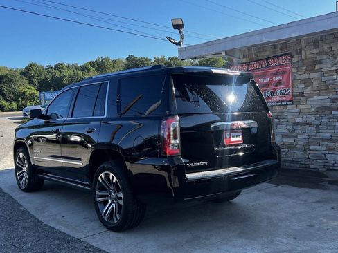 Used 2017 GMC Yukon Denali w/ Open Road Package AWD/4WD image 4