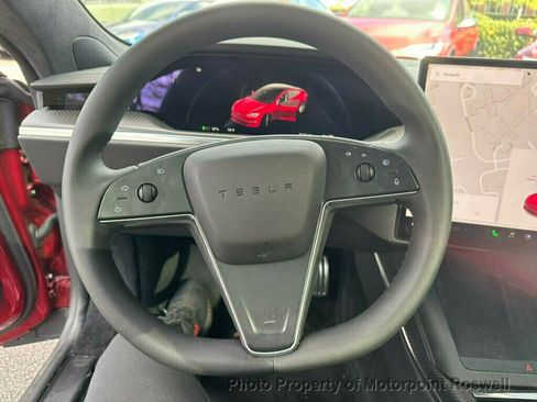 Used 2024 Tesla Model S Plaid image 14