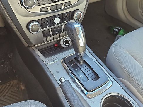 Used 2012 Ford Fusion SE image 11