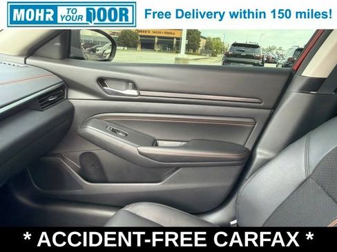 Used 2021 Nissan Altima 2.5 SR w/ SR Premium Package AWD/4WD image 29