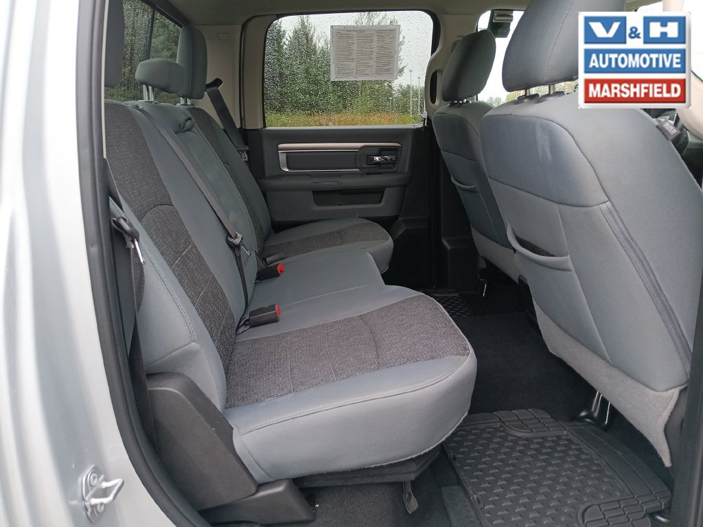 Used 2019 RAM 1500 Big Horn AWD/4WD image 23