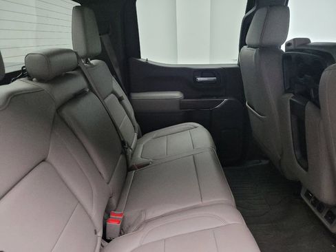 Used 2021 GMC Sierra 1500 SLT AWD/4WD image 19