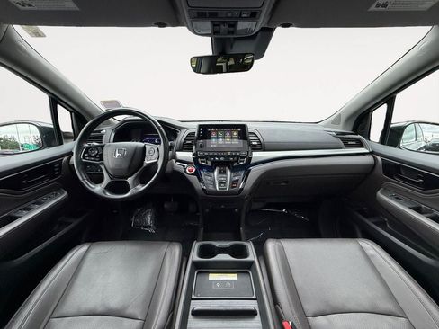 Used 2018 Honda Odyssey Elite image 11