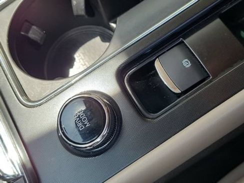 Certified 2023 Lincoln Corsair FWD image 28