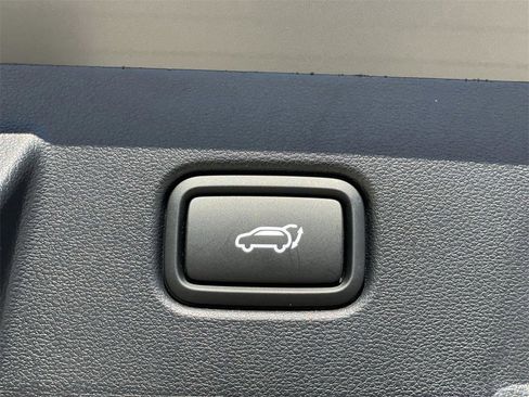 New 2026 Hyundai Tucson Limited image 16