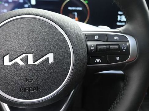 Used 2025 Kia Sportage SX Prestige AWD/4WD image 14
