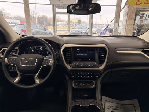 Used 2023 GMC Acadia Denali FWD image 43