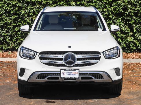 Used 2021 Mercedes-Benz GLC 300 image 2