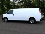 Used 2016 Chevrolet Express 3500 Extended image 3