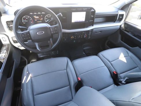 Used 2024 Ford F550 4x4 Crew Cab Super Duty image 6