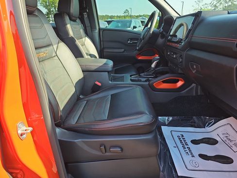 Used 2025 Nissan Frontier Pro-X w/ Pro Premium Package RWD image 10