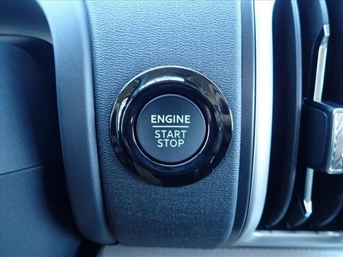 New 2026 Ford Expedition Active image 22