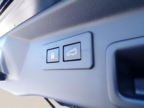 Certified 2026 Subaru Outback Premium AWD/4WD image 12