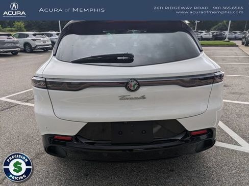Used 2025 Alfa Romeo Tonale w/ Premium Package AWD/4WD image 5