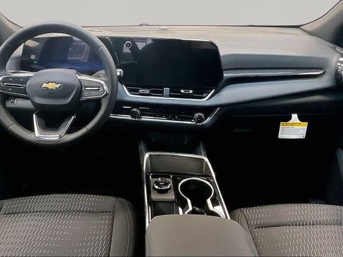 New 2026 Chevrolet Equinox LT AWD/4WD image 6