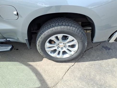 Used 2025 Chevrolet Silverado 1500 LTZ image 21