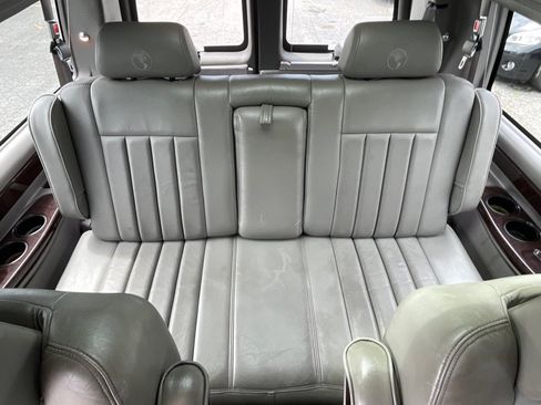 Used 2012 Chevrolet Express 2500 LT RWD image 25