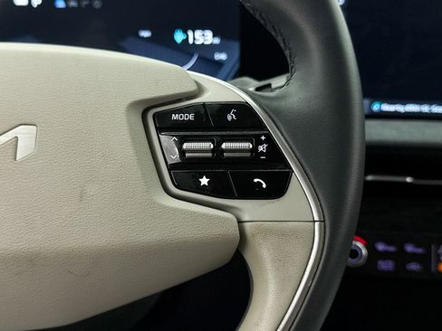 Used 2023 Kia EV6 Wind w/ Wind Technology Package RWD image 36