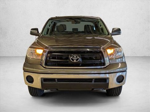 Used 2013 Toyota Tundra 4x4 Double Cab w/ Tow Pkg image 2