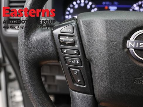 Used 2022 Nissan Frontier S RWD image 14