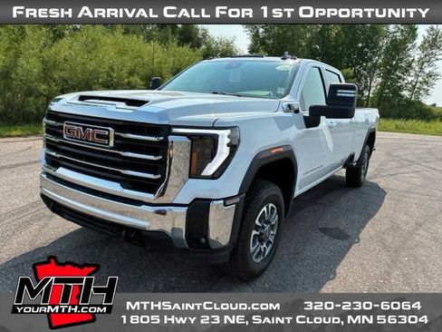 Used 2025 GMC Sierra 3500 SLE w/ SLE Convenience Package AWD/4WD image 4