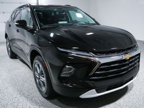Used 2024 Chevrolet Blazer LT FWD image 5
