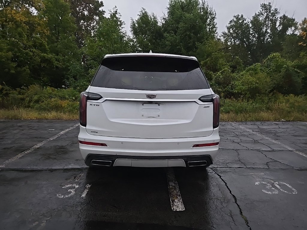 Certified 2023 Cadillac XT6 Sport w/ Platinum Package AWD/4WD image 6