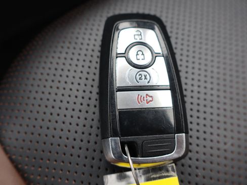 Used 2023 Ford Bronco Sport Badlands w/ Premium Package image 29