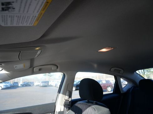 Used 2019 Nissan Sentra SV image 11