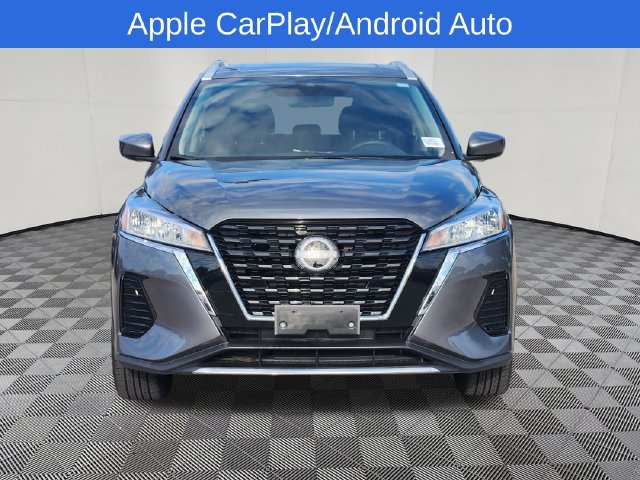 Used 2024 Nissan Kicks SV FWD image 2