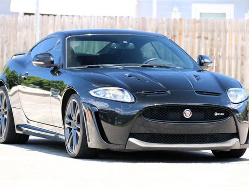 Used 2015 Jaguar XKR R-S RWD image 10