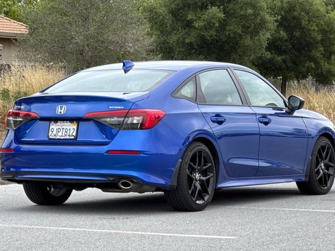 Used 2024 Honda Civic Sport image 4