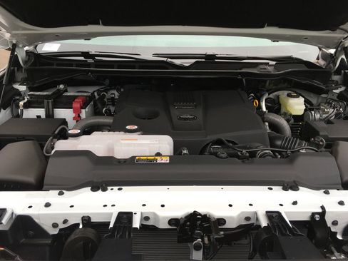 New 2026 Toyota Tundra SR5 w/ SR5 Premium Package AWD/4WD image 12