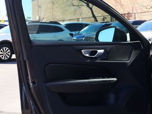 Used 2024 Volvo S60 B5 Core image 36