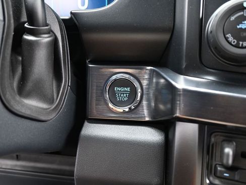 New 2025 Ford F250 Lariat w/ Lariat Ultimate Package AWD/4WD image 18