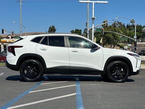 Used 2024 Chevrolet Trax ACTIV w/ Driver Confidence Package FWD image 6