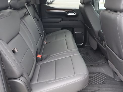 Certified 2025 Chevrolet Silverado 1500 LT Trail Boss w/ Convenience Package II image 35