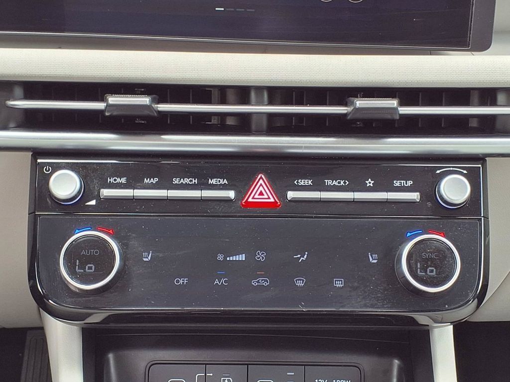 Used 2025 Hyundai Tucson SEL FWD image 27