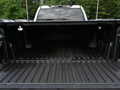 Used 2022 Toyota Tundra Platinum RWD image 28